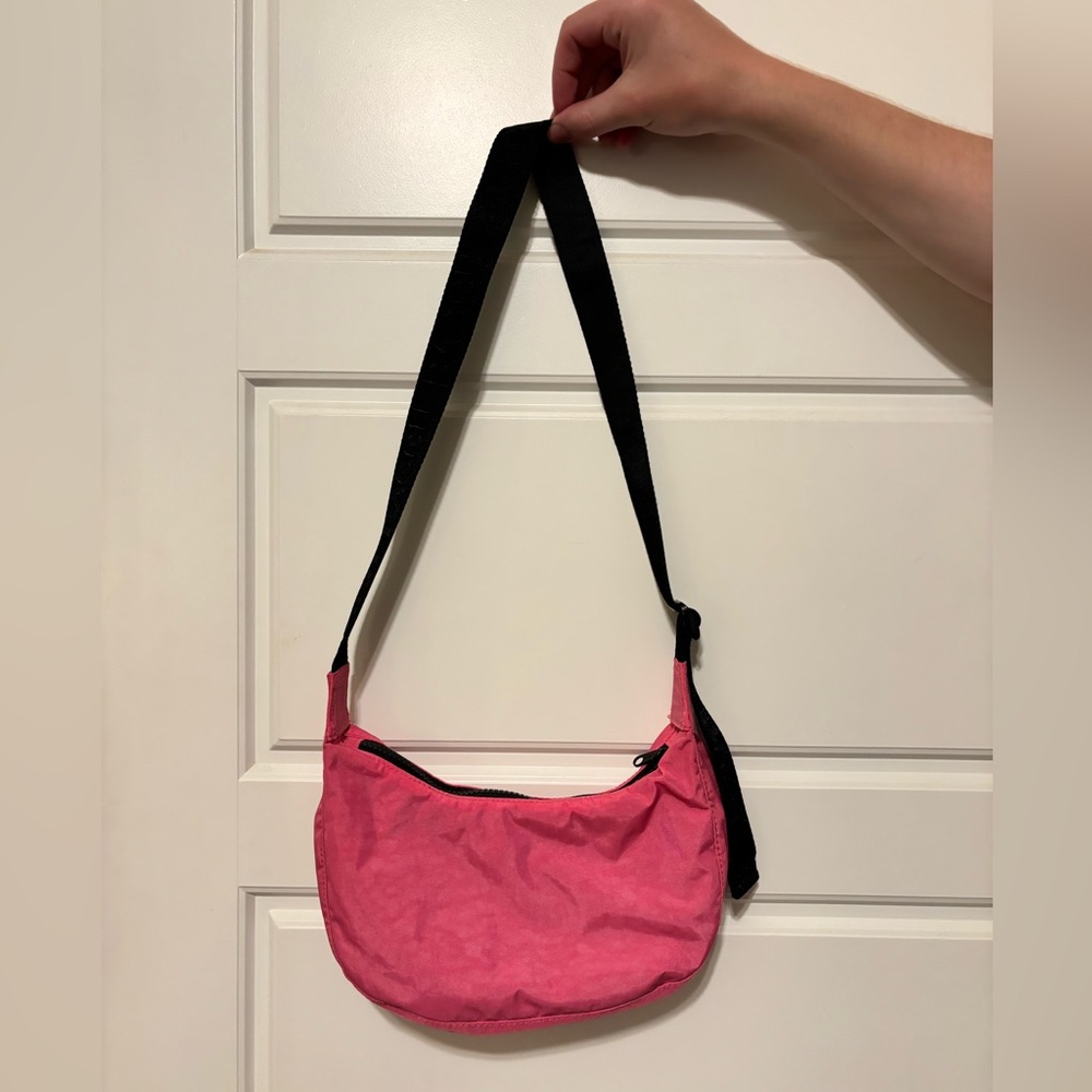 Small Crescent Baggu Bag